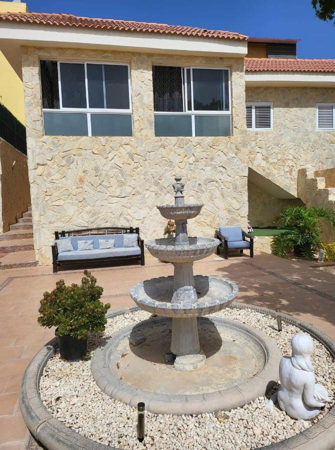 Hostel Montana Luna Maspalomas  Exterior foto